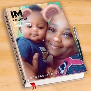 Meet your Posher, Holly